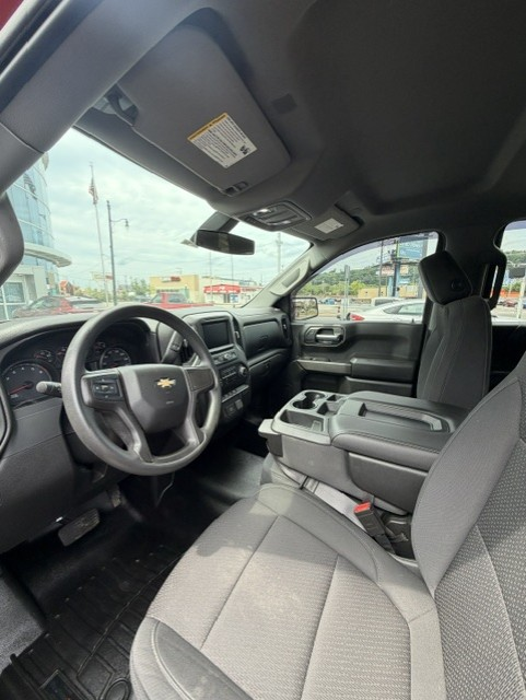 2020 Chevrolet Silverado 1500 front drivers seat